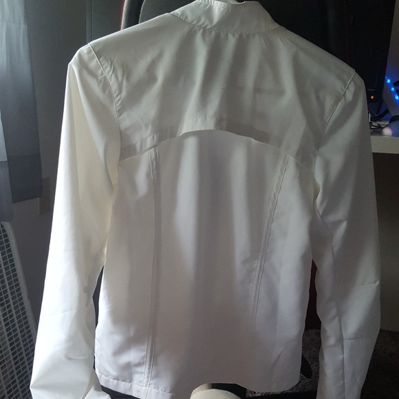 Fila white jacket - Picture 3 of 4